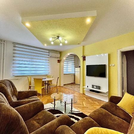 Lux Apartman Cvetkovic Kraljevo Dış mekan fotoğraf