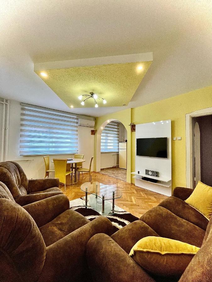 Lux Apartman Cvetkovic Kraljevo Dış mekan fotoğraf